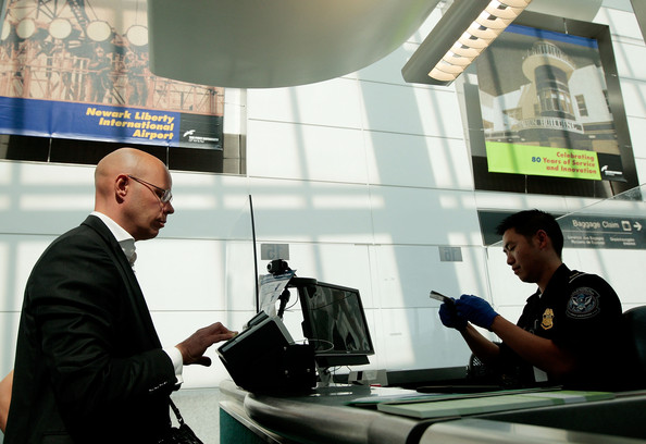 security-staff-airport